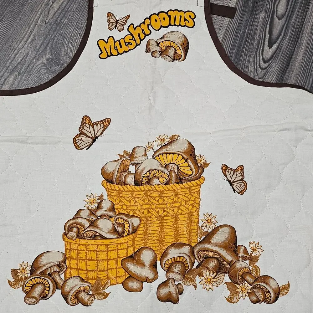 VINTAGE STYLE DIY MUSHROOM APRON & OVEN MITT SET – HANDMADE – BUTTERFLY PRINT